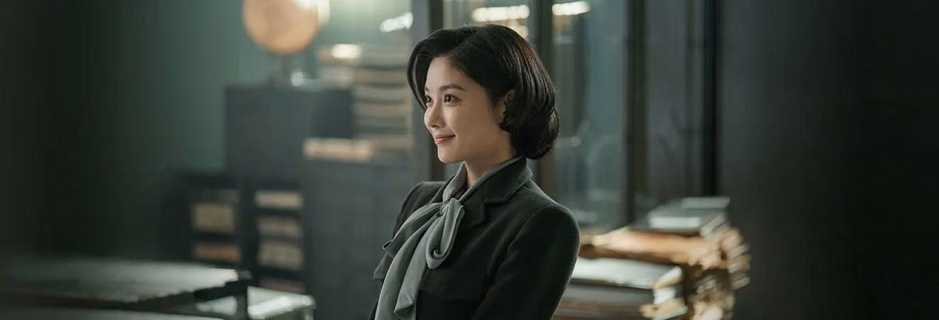 이가경(김유정) · tvN 공식 세계관 사이트 이미지